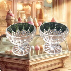🌼🦄 TWO  Crystal Footed Dessert Dishes 🍐🐱